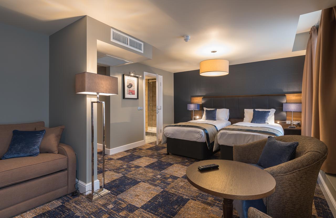 Hotel The John Russell Fox Wetherspoon Andover Esterno foto