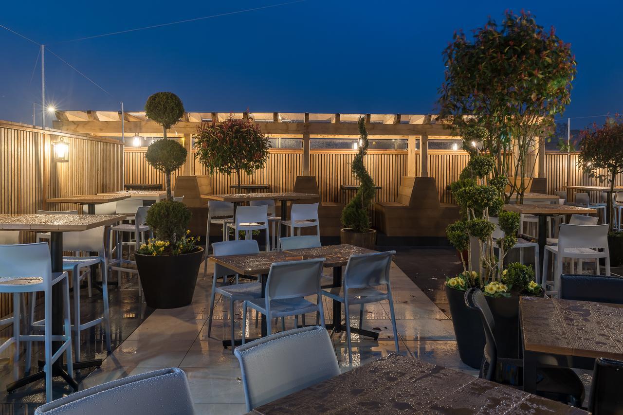 Hotel The John Russell Fox Wetherspoon Andover Esterno foto