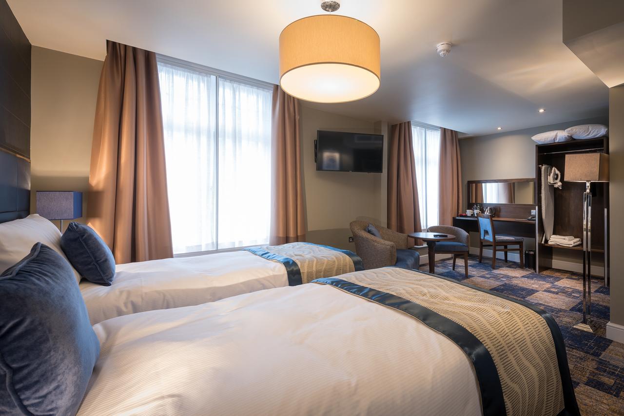Hotel The John Russell Fox Wetherspoon Andover Esterno foto