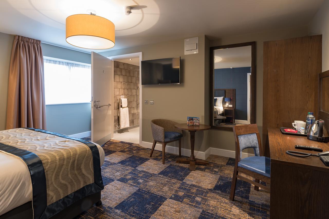 Hotel The John Russell Fox Wetherspoon Andover Esterno foto