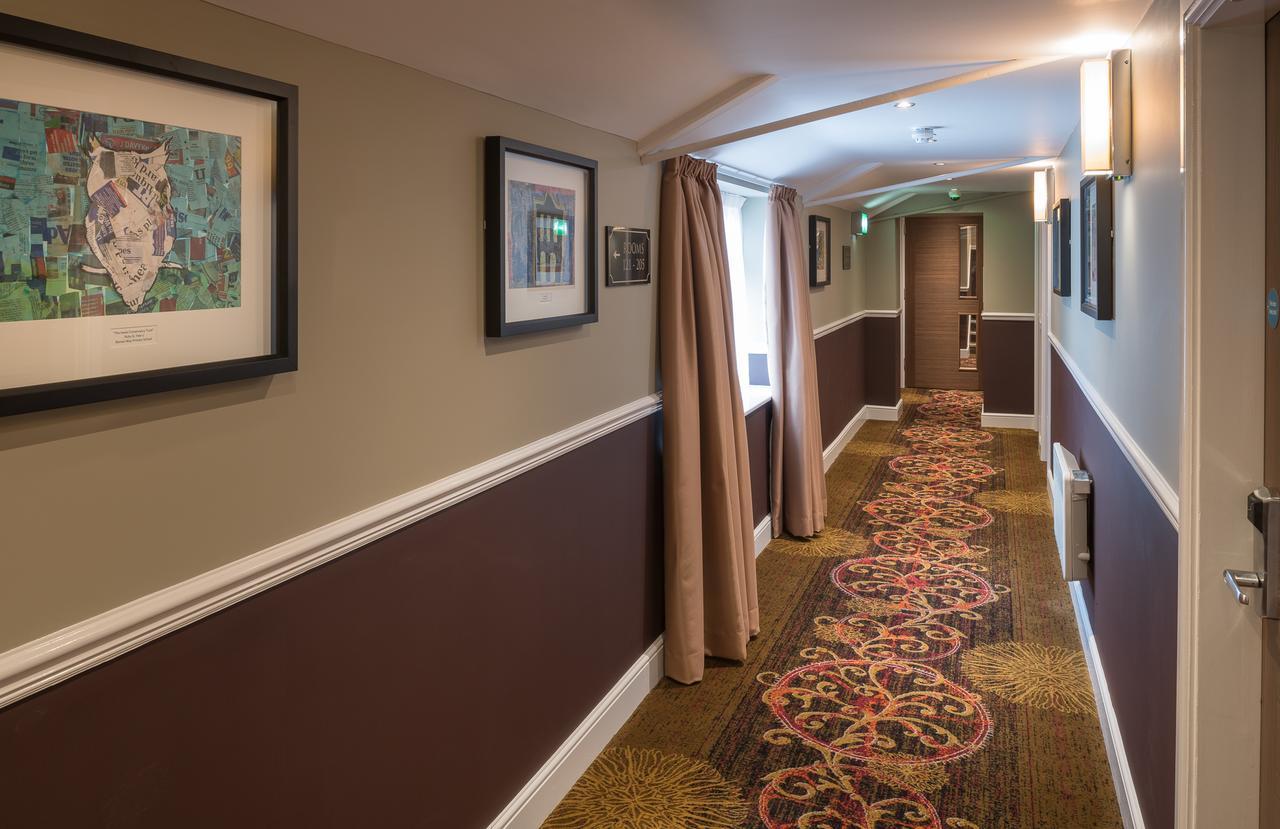 Hotel The John Russell Fox Wetherspoon Andover Esterno foto