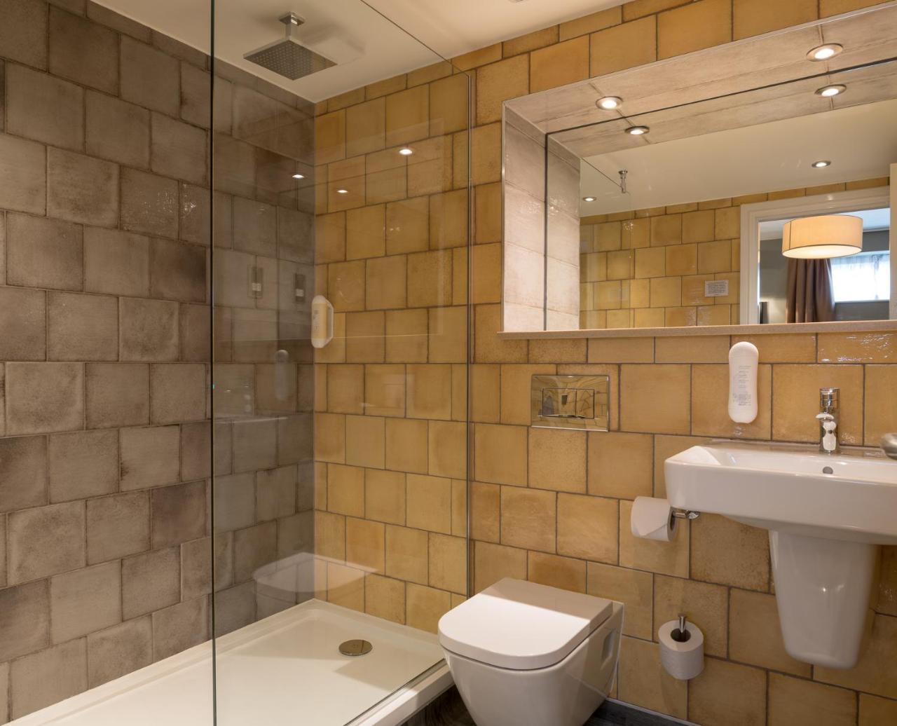 Hotel The John Russell Fox Wetherspoon Andover Esterno foto