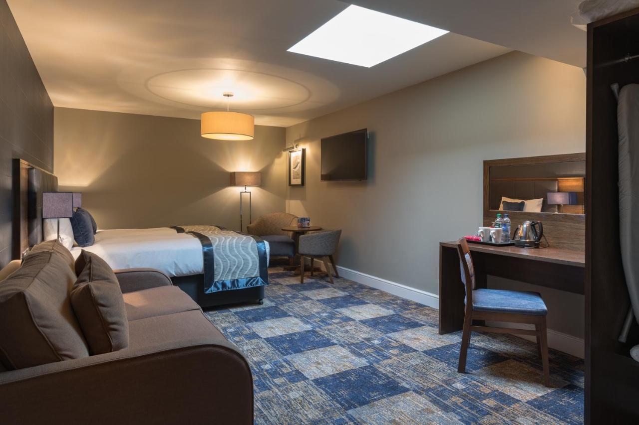 Hotel The John Russell Fox Wetherspoon Andover Esterno foto