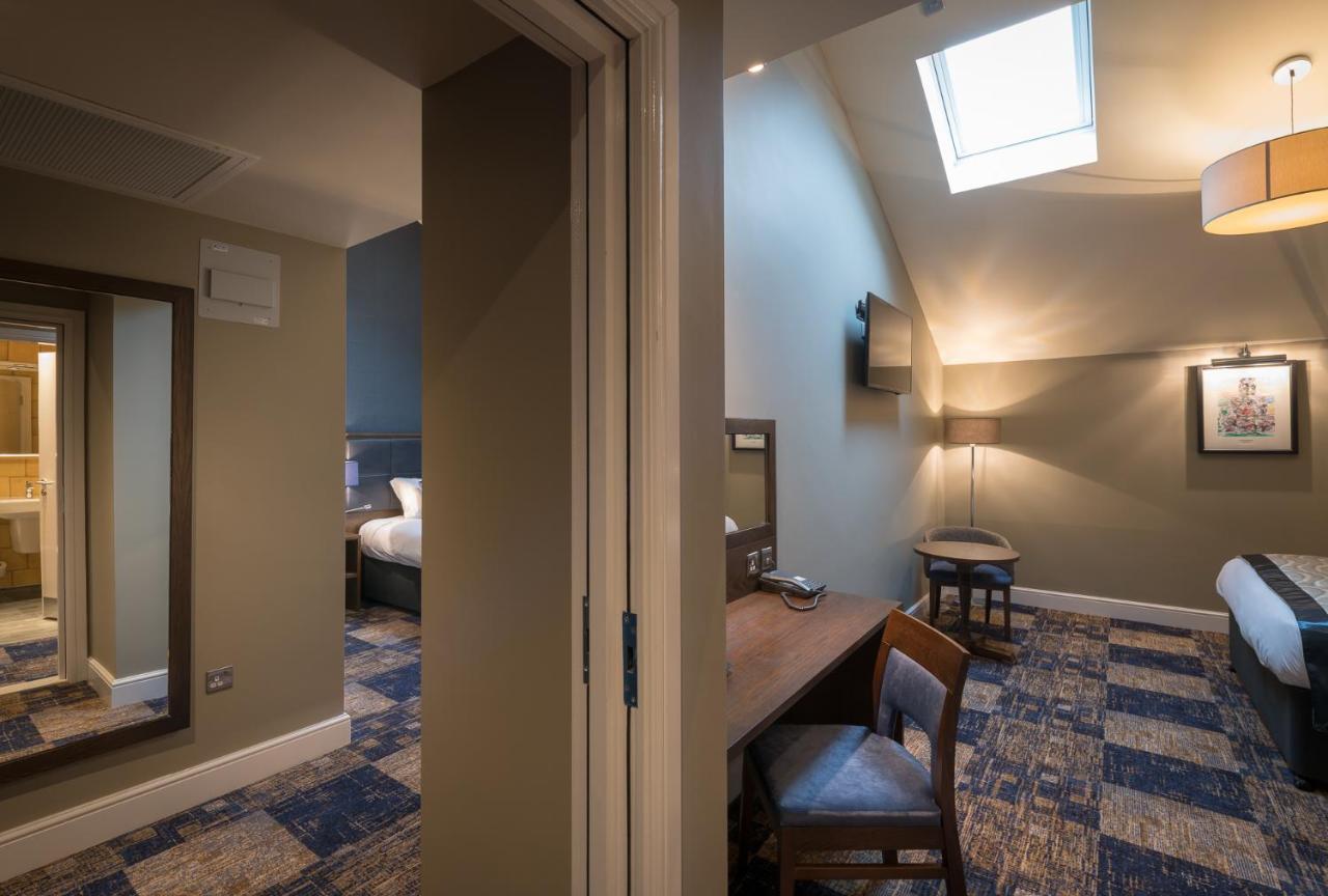 Hotel The John Russell Fox Wetherspoon Andover Esterno foto